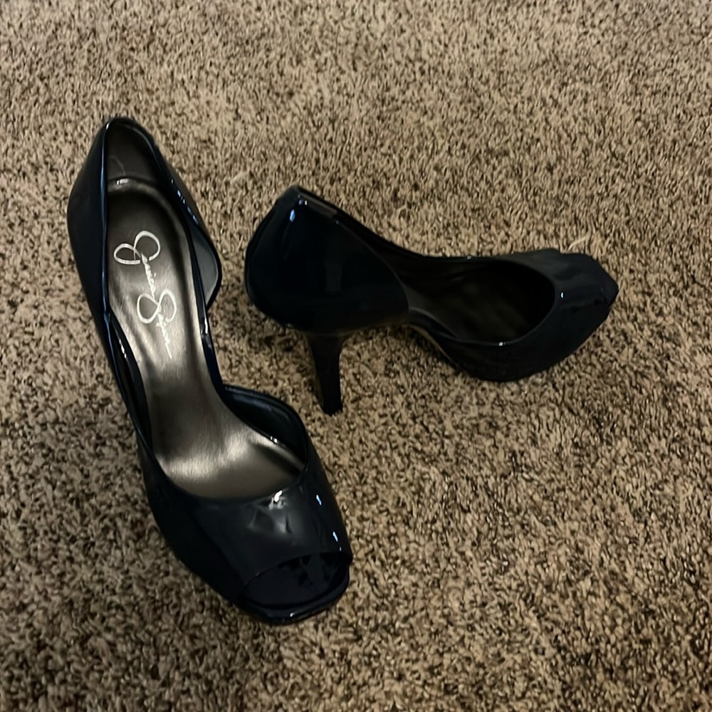 Navy blue heels